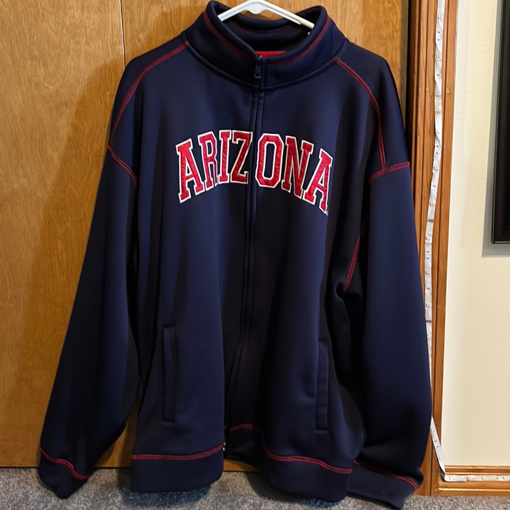 University of Arizona jacket size XL